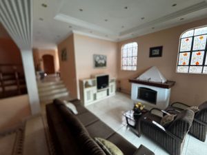 Image 11 - 882587