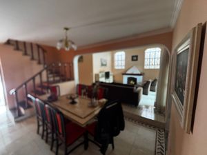 Image 9 - 882587