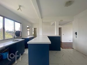 Image 6 - 882588