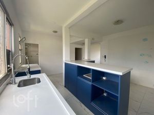 Image 7 - 882588
