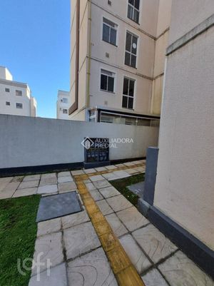 Image 17 - 882602