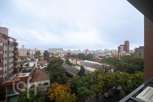 Image 11 - 882607