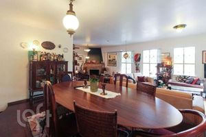 Image 51 - 882617