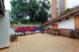 Image 39 - 882617