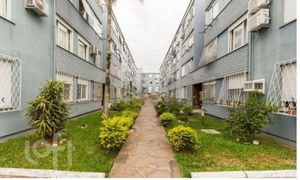 Image 9 - 882620