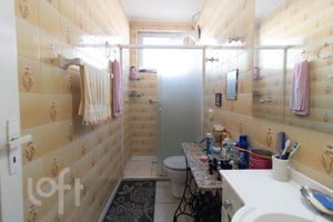 Image 3 - 882641