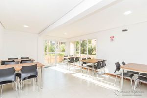 Image 22 - 882644