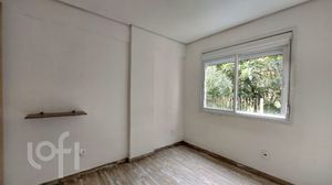 Image 3 - 882644