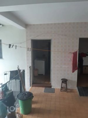 Image 4 - 882653