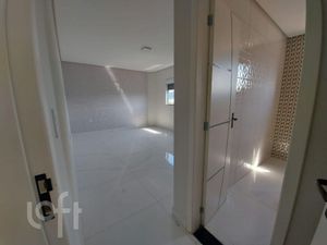 Image 10 - 882672