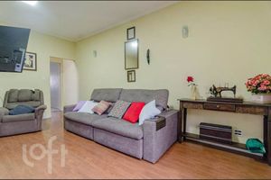 Image 4 - 882676