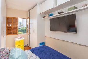 Image 66 - 882676