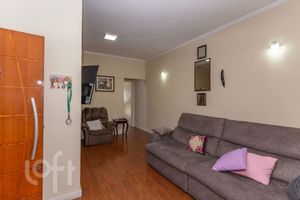 Image 75 - 882676
