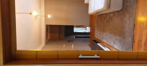Image 11 - 882688