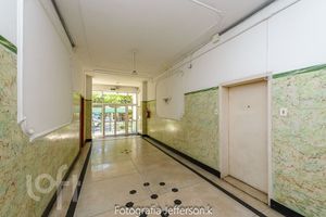 Image 26 - 882690