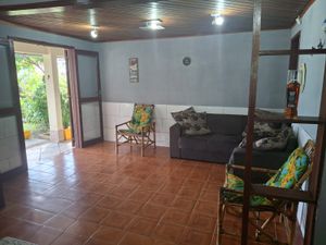 Image 0 - 882699
