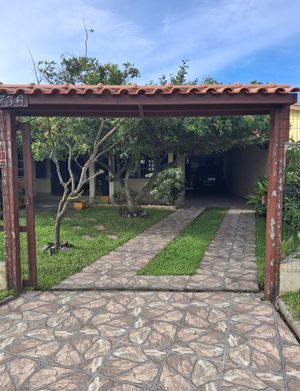 Image 3 - 882699