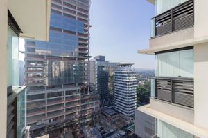 Image 17 - 882703