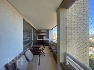Image 1 - 882714