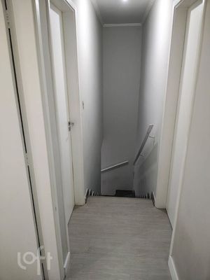 Image 19 - 882715
