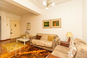 Image 3 - 882716