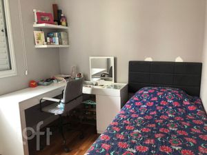 Image 19 - 882720