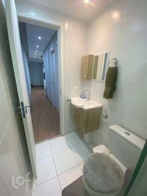 Image 8 - 882724