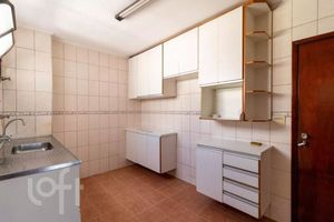 Image 3 - 882732