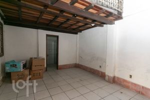 Image 42 - 882741