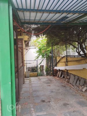 Image 3 - 882741