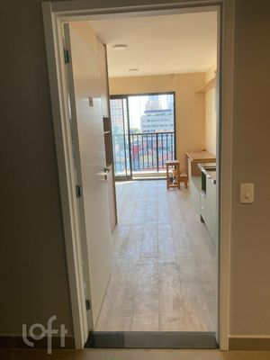 Image 3 - 882743