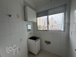 Image 4 - 882744