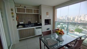 Image 1 - 882745
