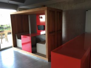 Image 6 - 882747