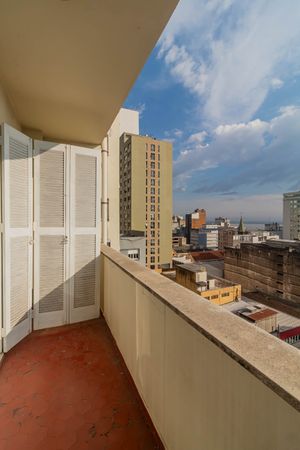 Image 3 - 882748