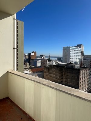 Image 1 - 882748