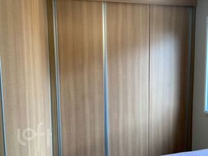 Image 8 - 882751