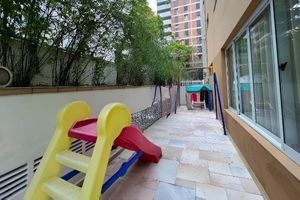 Image 34 - 882755