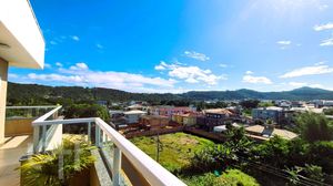 Image 9 - 882756