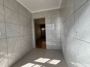 Image 13 - 882783