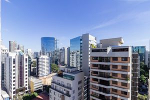 Image 16 - 882784