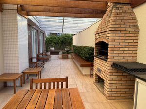 Image 3 - 882784