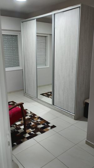 Image 13 - 882785