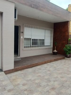 Image 14 - 882785