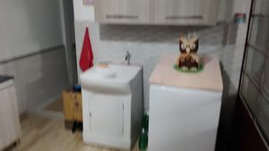 Image 4 - 882785