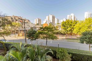 Image 4 - 882787