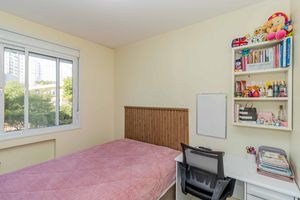 Image 9 - 882787