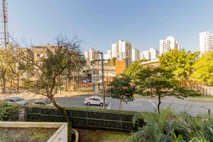 Image 17 - 882787