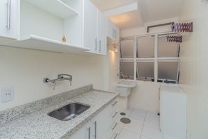 Image 15 - 882789