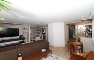 Image 11 - 882794